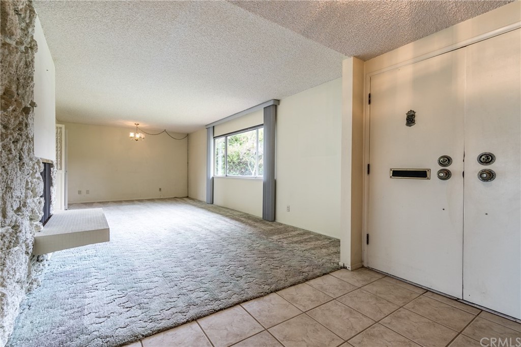 101 Sunridge Way Redlands, CA 92373 - Photo 5 of 28