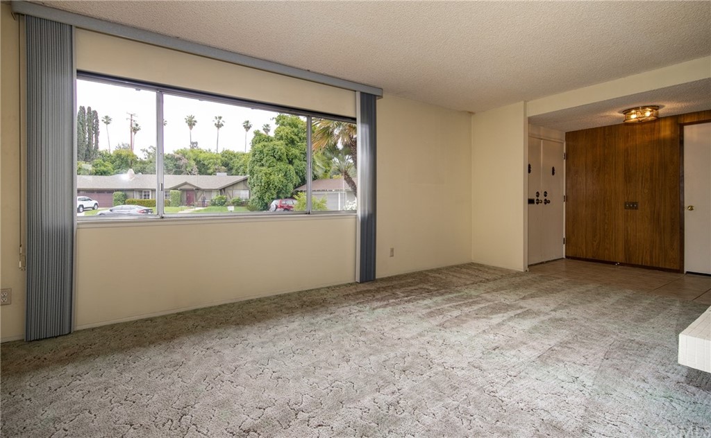 101 Sunridge Way Redlands, CA 92373 - Photo 6 of 28