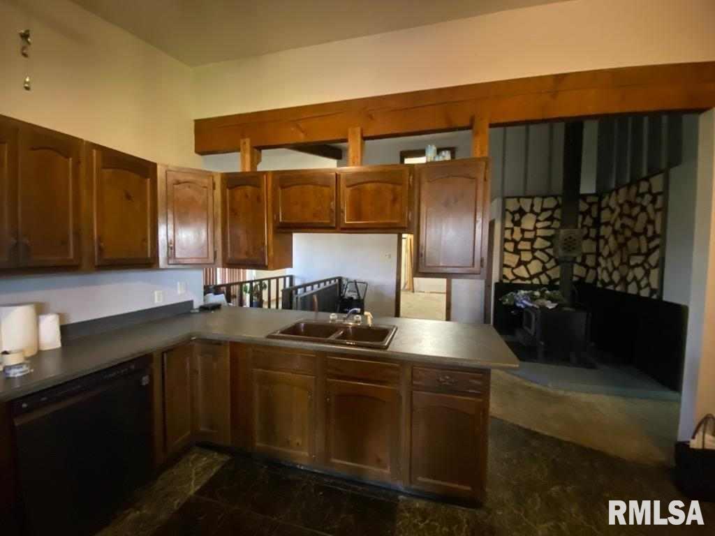 13441 Ewing Road Whittington, IL 62897 - Photo 4 of 11
