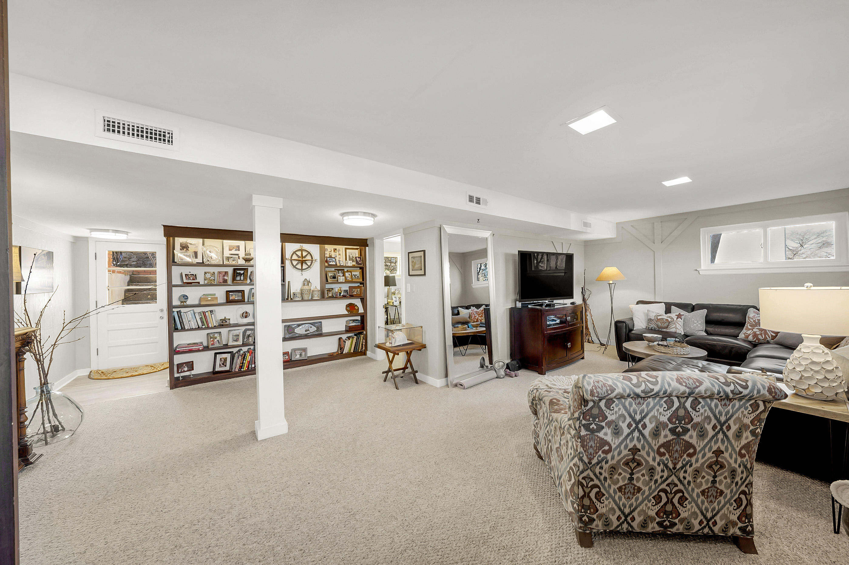 1716 Blair Road Southwest Roanoke, VA 24015 - Photo 18 of 53 Rapidimagery-1407