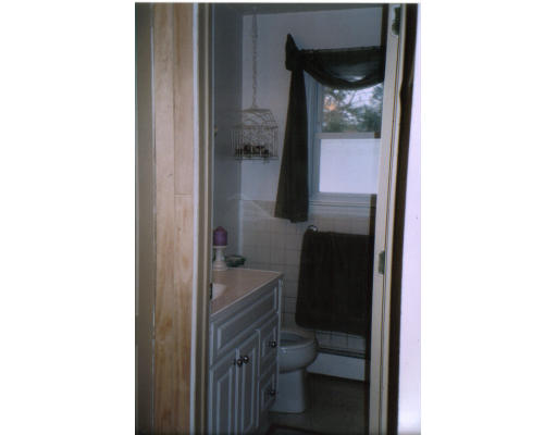 191 Rosewell Street Springfield, MA 01109 - Photo 12 of 13 Gallery Image 12
