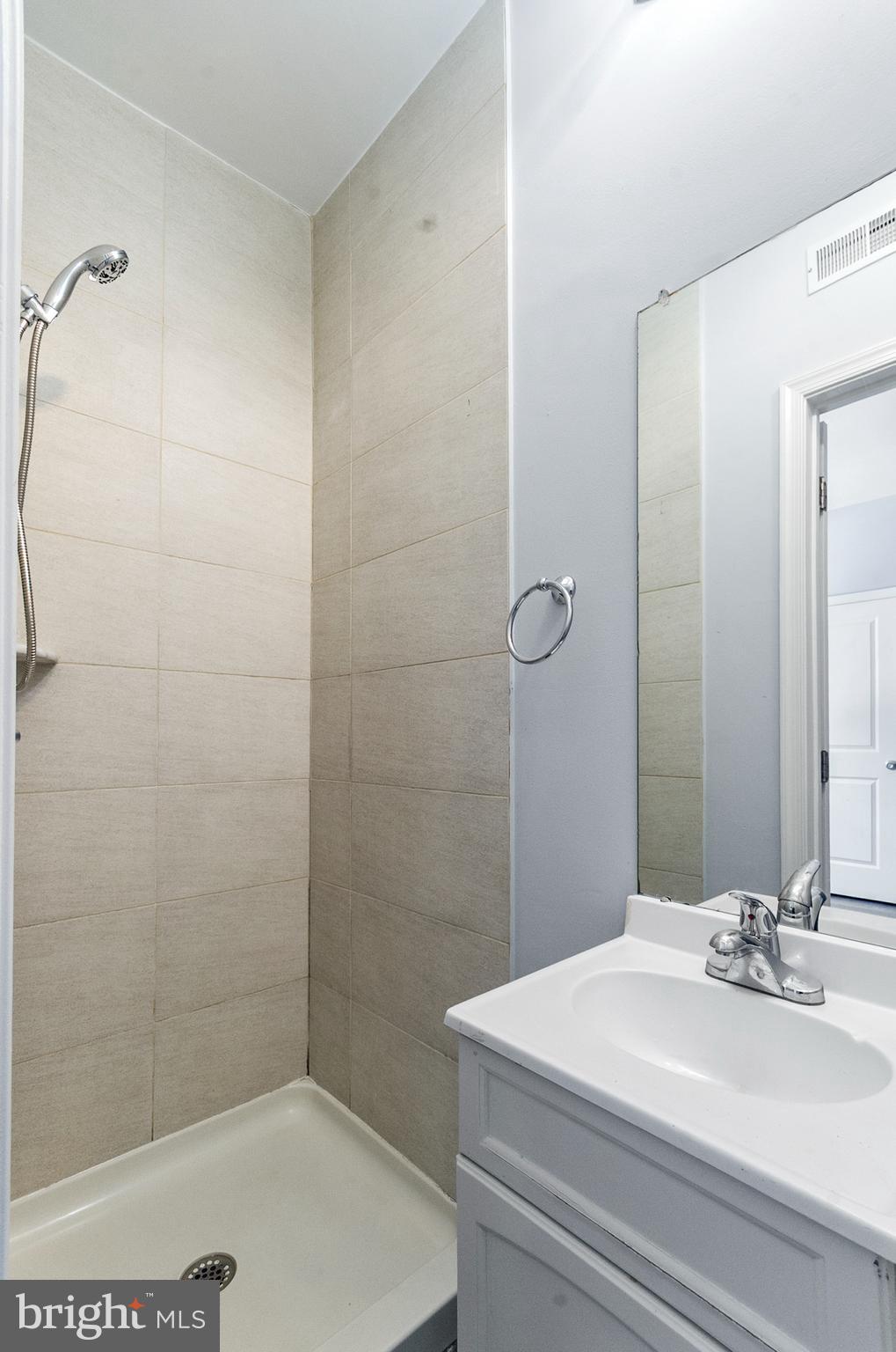 1839 North 18th Street, Unit 2 Philadelphia, PA 19121 - Photo 7 of 21