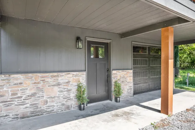 $305,000 | 13777 Tonja Lane South, Soddy Daisy, TN 37379