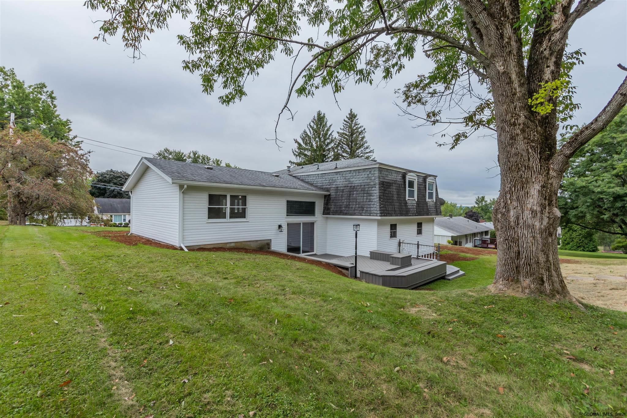 42 Coolidge Road Amsterdam, NY 12010 - Photo 10 of 53 Photo 19