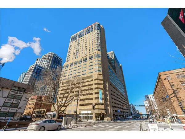 $995 | 431 South 7th Street, Unit 2613, Minneapolis, MN 55415