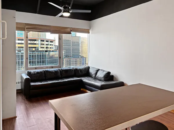 $995 | 431 South 7th Street, Unit 2613, Minneapolis, MN 55415