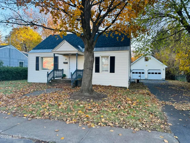 $244,900 | 17 Mohican Terrace, Hudson Falls, NY 12839