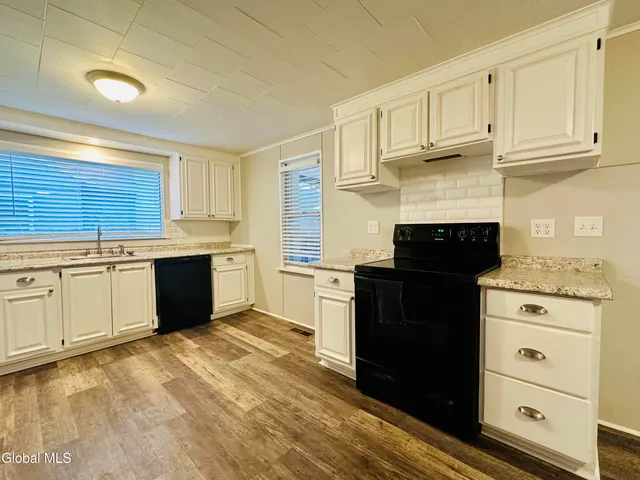 $244,900 | 17 Mohican Terrace, Hudson Falls, NY 12839