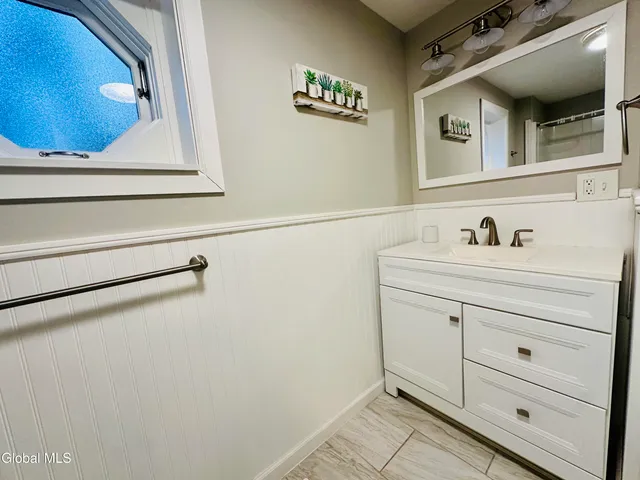 $244,900 | 17 Mohican Terrace, Hudson Falls, NY 12839