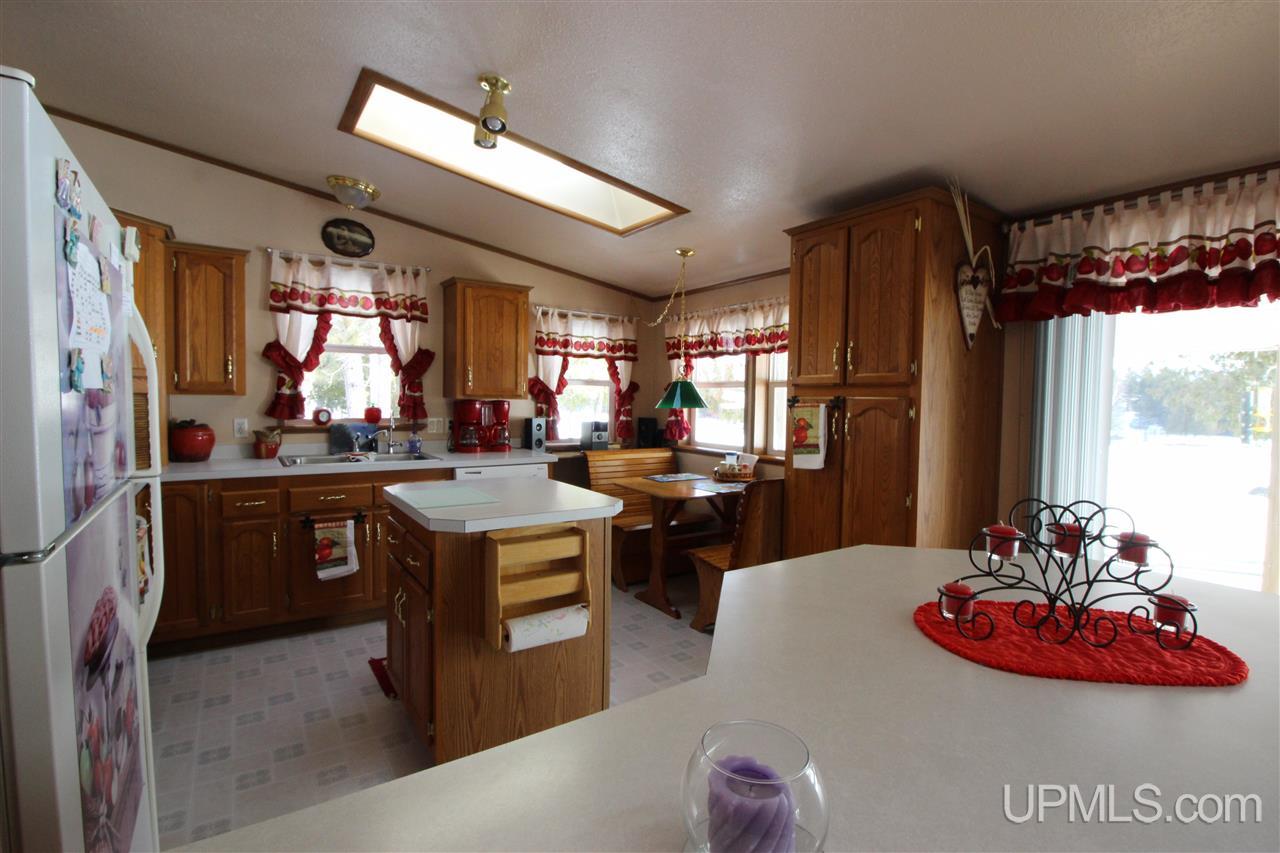 9975 I Road Cornell, MI 49818 - Photo 3 of 36