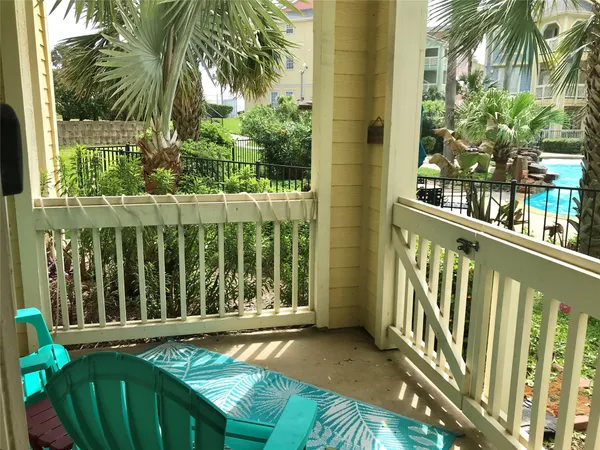 $254,000 | 7000 Seawall Boulevard, Unit 713, Galveston, TX 77551