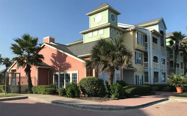 $254,000 | 7000 Seawall Boulevard, Unit 713, Galveston, TX 77551