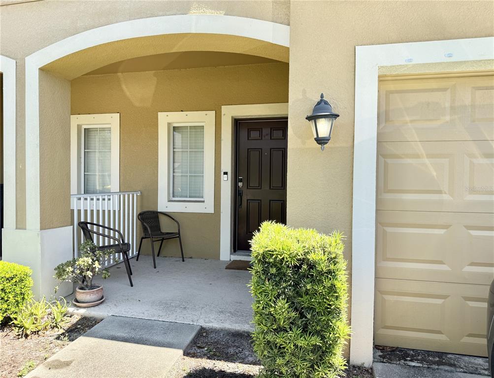 6956 Towne Lake Road Riverview, FL 33578 - Photo 2 of 33