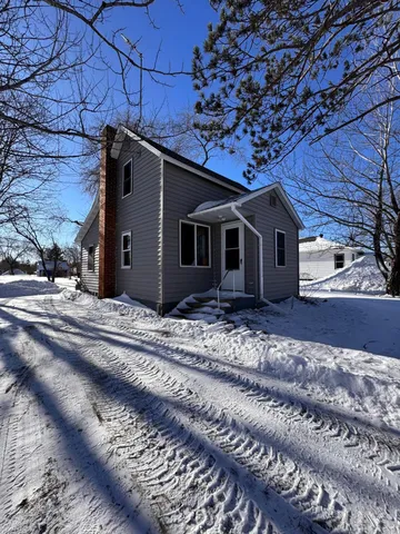 $65,000 | 207 Leslie Avenue East, Clarissa, MN 56440