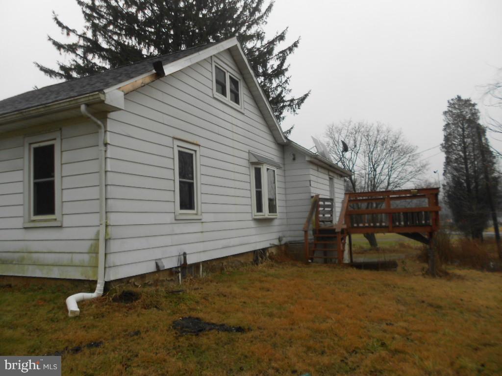 335 Hidden Valley Road Pine Grove, PA 17963 - Photo 2 of 12 Side view
