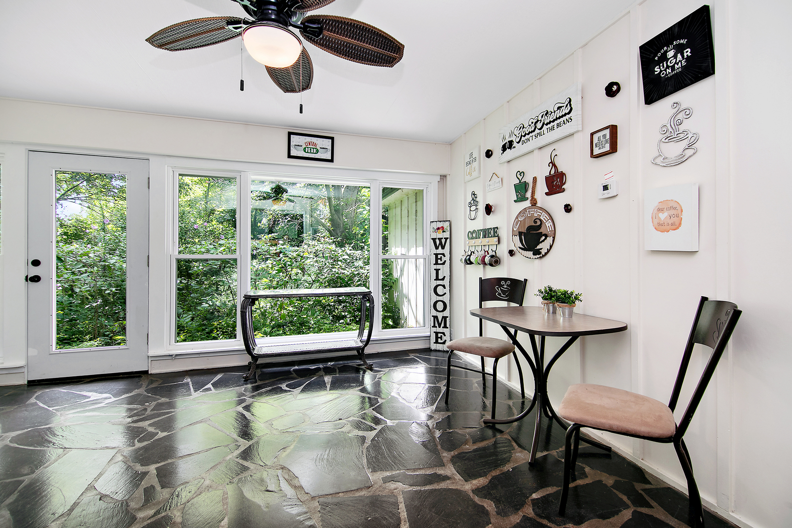 22 Erin Lane Kankakee, IL 60901 - Photo 33 of 45 a living room with furniture and a window
