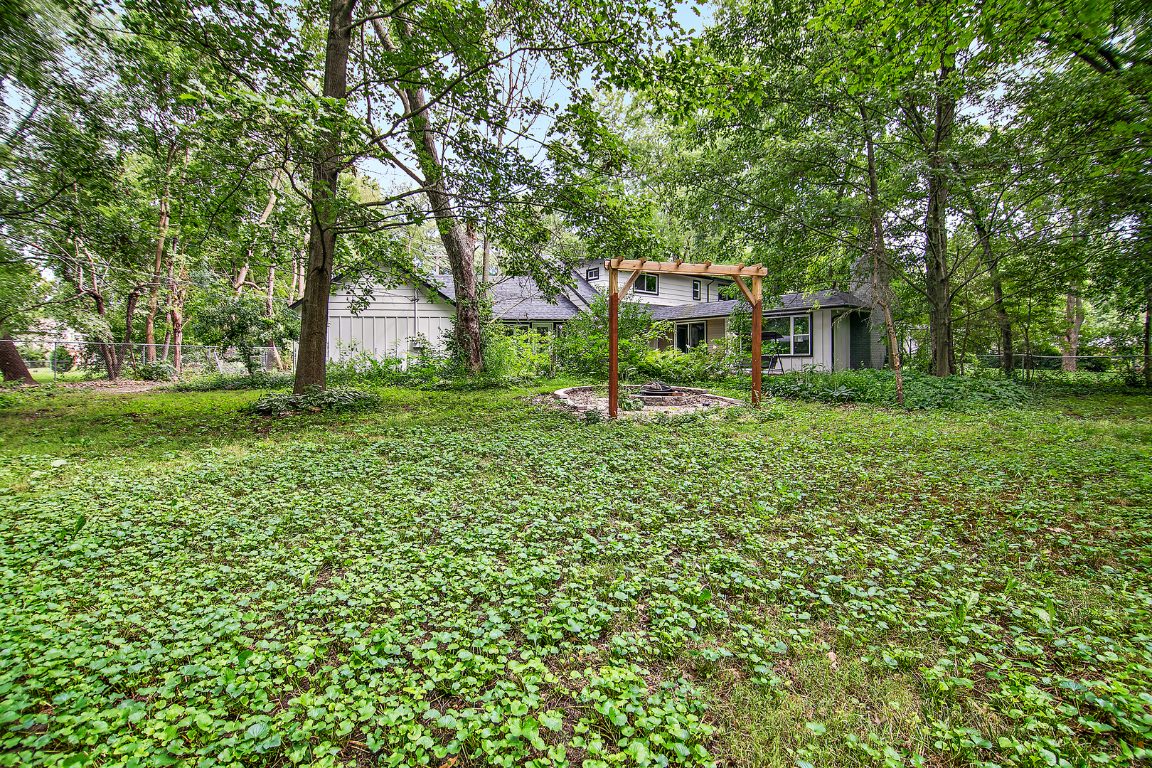 22 Erin Lane Kankakee, IL 60901 - Photo 38 of 45 a front view of a house with a yard