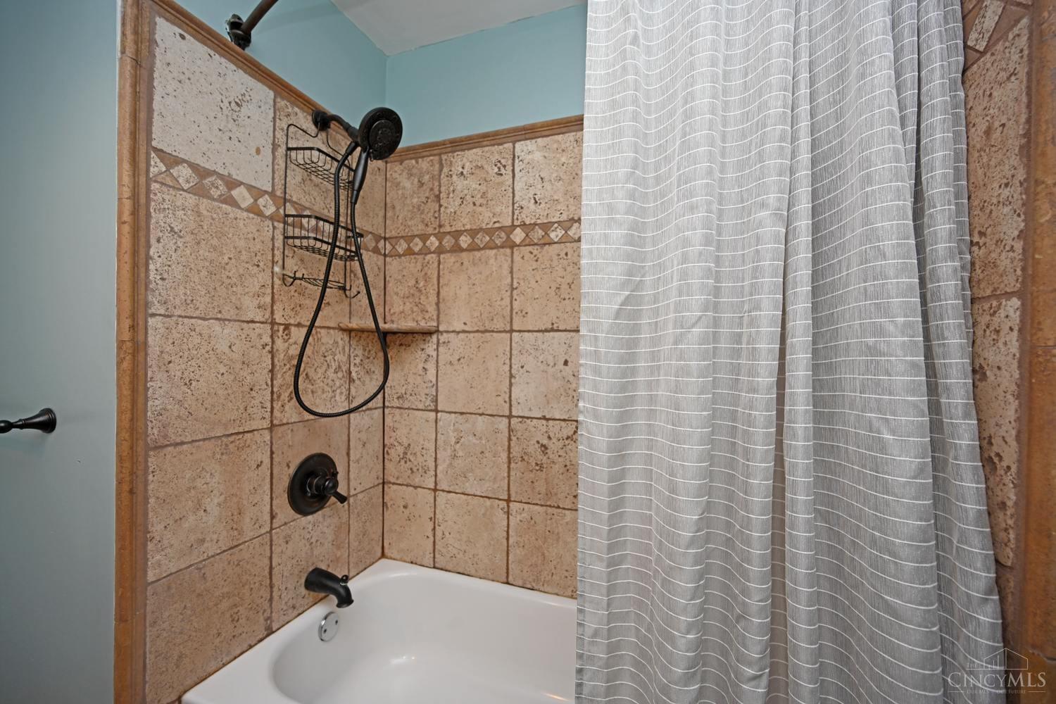 8165 Bridgetown Road Cleves, OH 45002 - Photo 20 of 40 Gallery Image 20