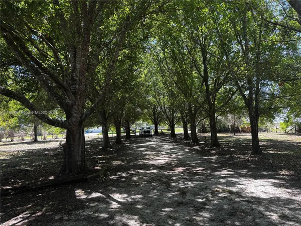 $150,000 | 10800 South Jefferson Avenue, Lake Placid, FL 33852