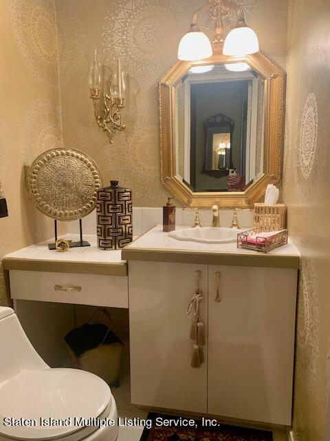24 Rumson Road Staten Island, NY 10314 - Photo 6 of 19 IMG_8156