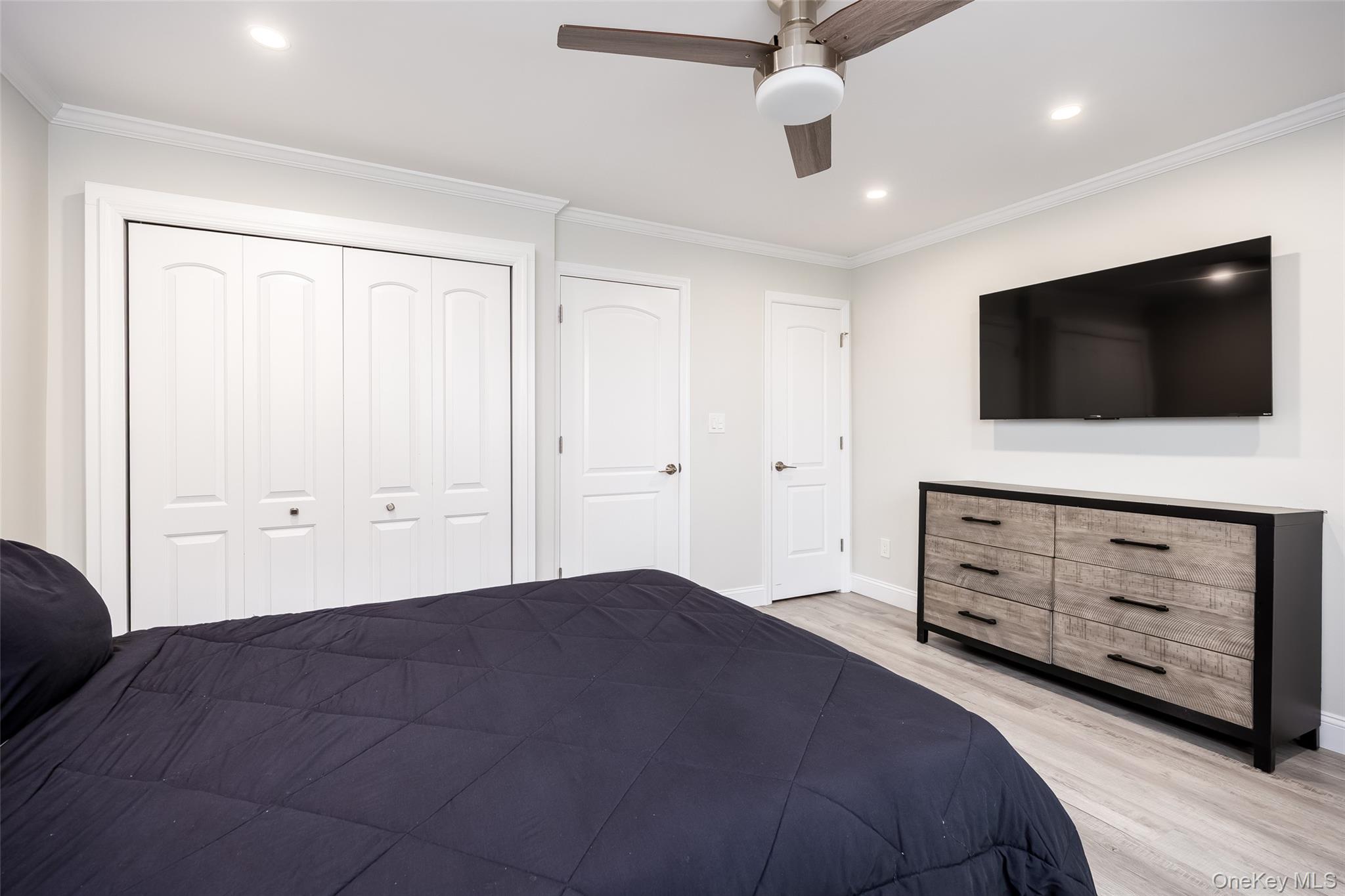 200 Merrick Road, Unit F Amityville, NY 11701 - Photo 31 of 32