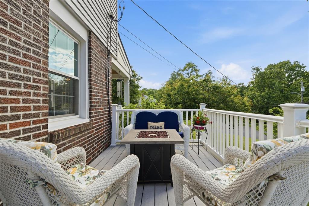 2339 Willowbrook Road Pittsburgh, PA 15241 - Photo 11 of 41 Gallery Image 11