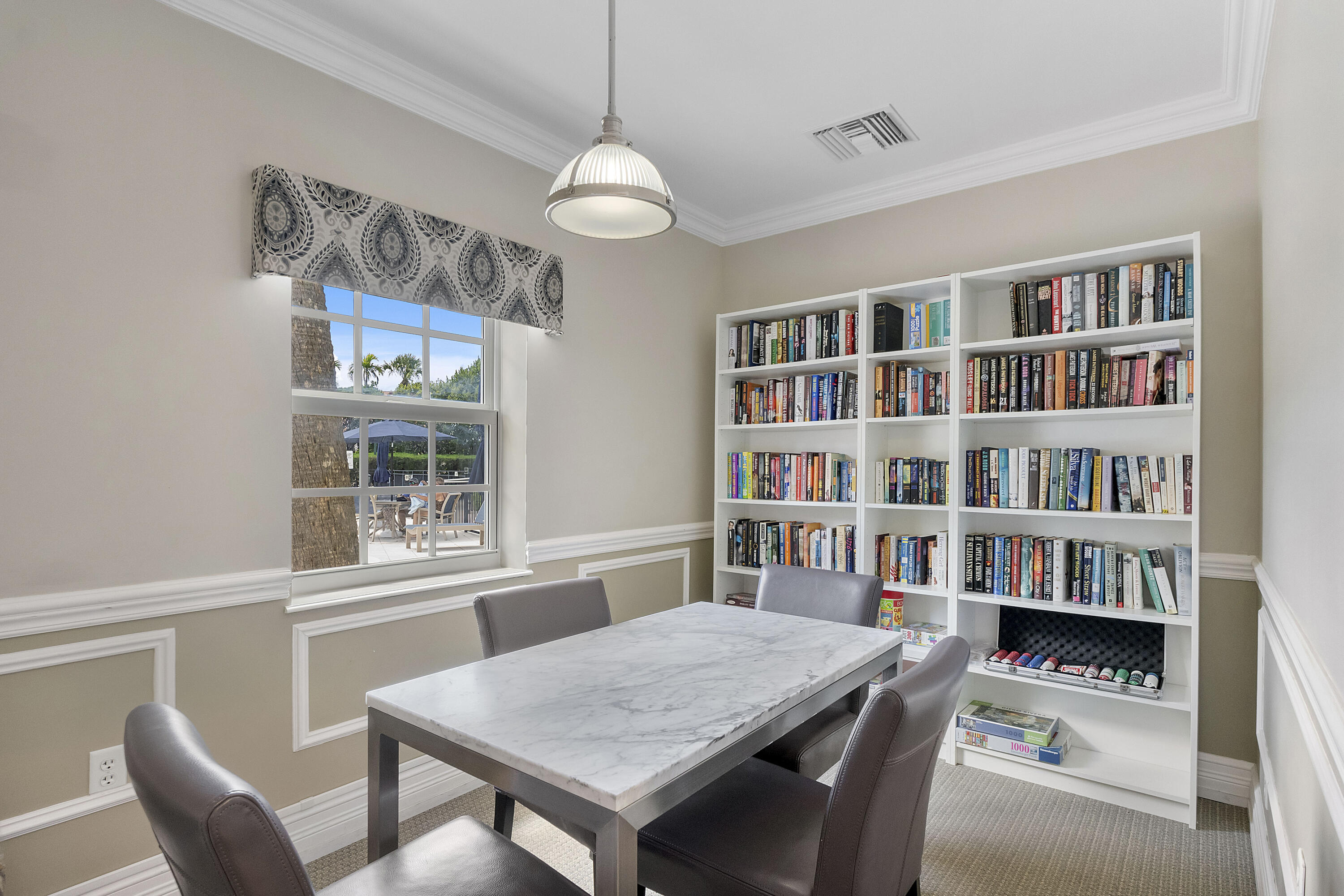 2871 North Ocean Boulevard, Unit D406 Boca Raton, FL 33431 - Photo 59 of 64 2871 N Ocean Blvd u406_068