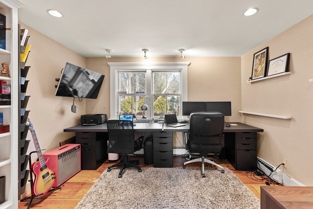 10 Brooks Road Wayland, MA 01778 - Photo 20 of 36 Gallery Image 20