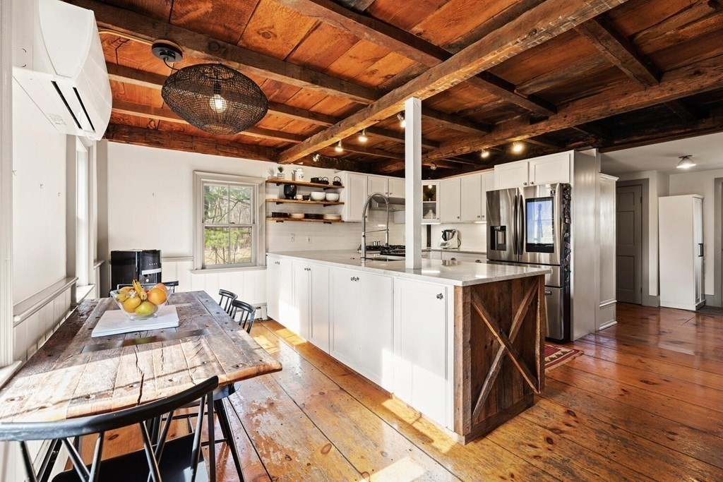 10 Brooks Road Wayland, MA 01778 - Photo 7 of 36 Gallery Image 7