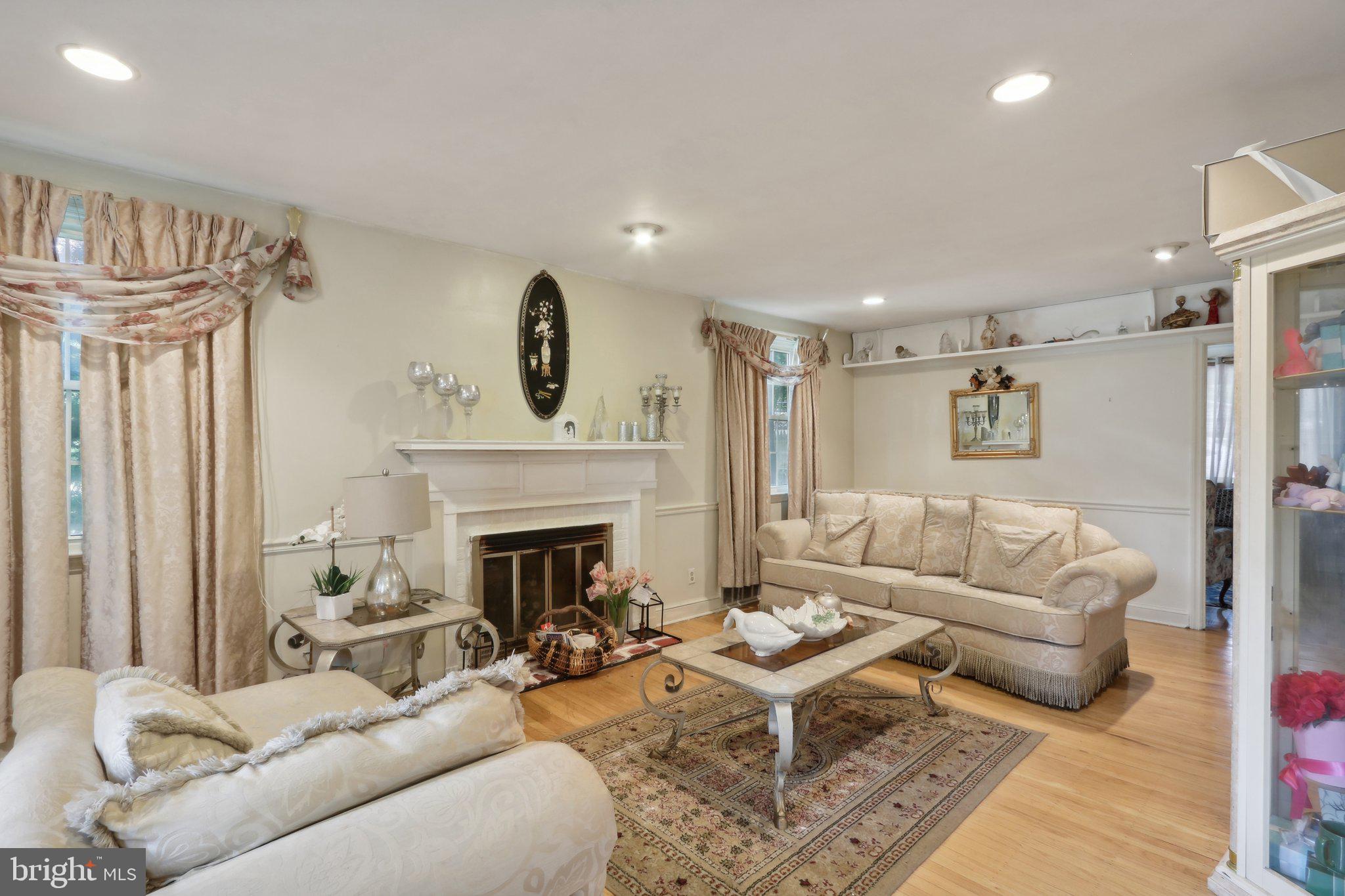 151 Kingston Road Cheltenham, PA 19012 - Photo 5 of 42