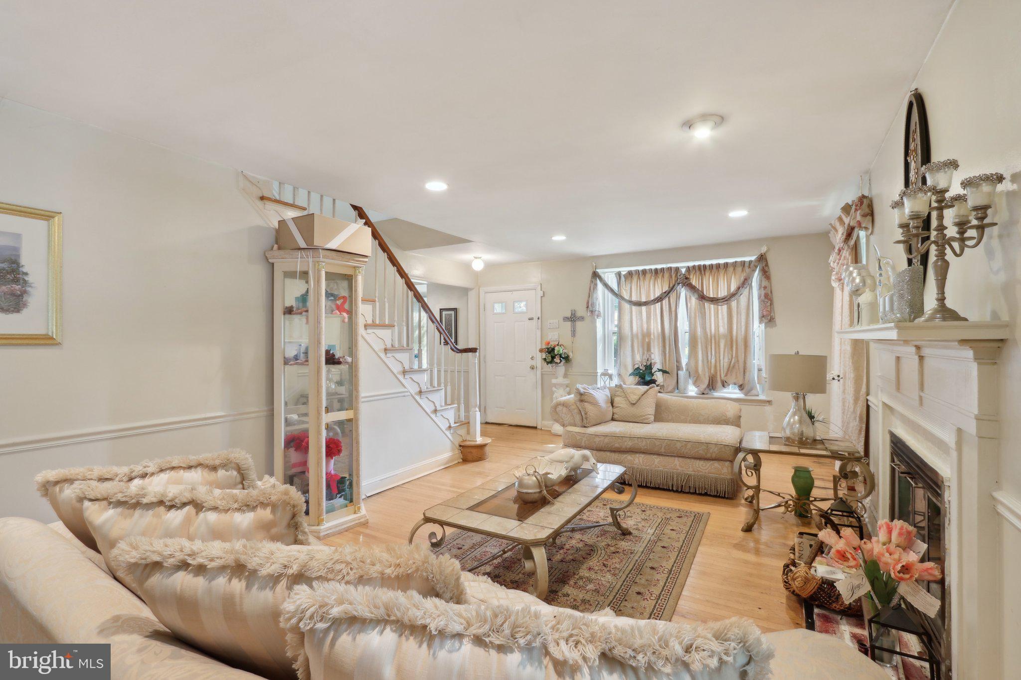 151 Kingston Road Cheltenham, PA 19012 - Photo 7 of 42