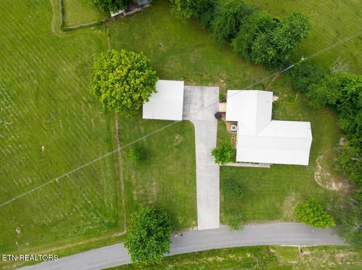 1459 Old Elmore Road Crossville, TN 38571 - Photo 34 of 36 Gallery Image 34