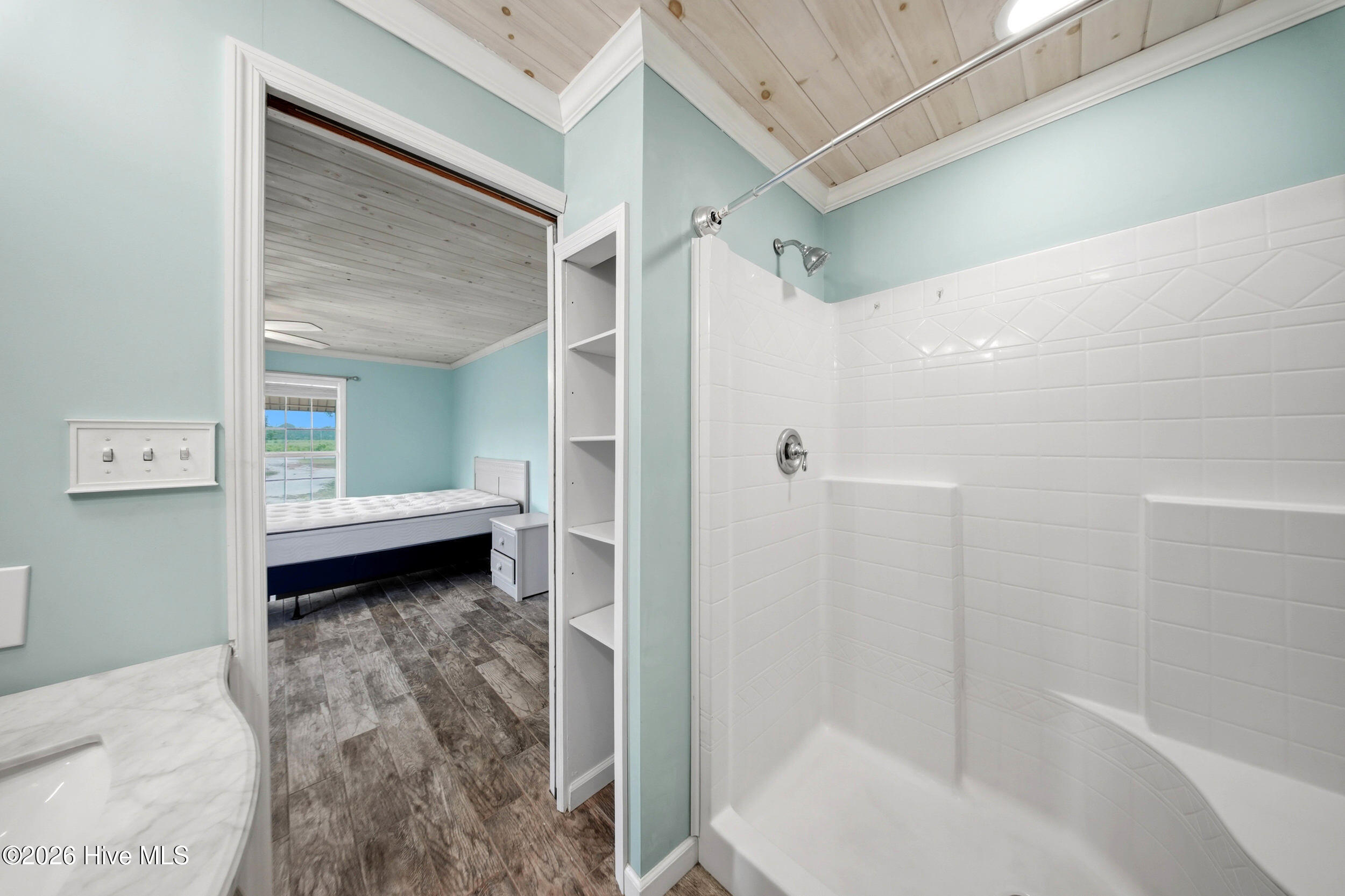 879 Bricklanding Road Southwest Shallotte, NC 28470 - Photo 21 of 56 Primary bathroom