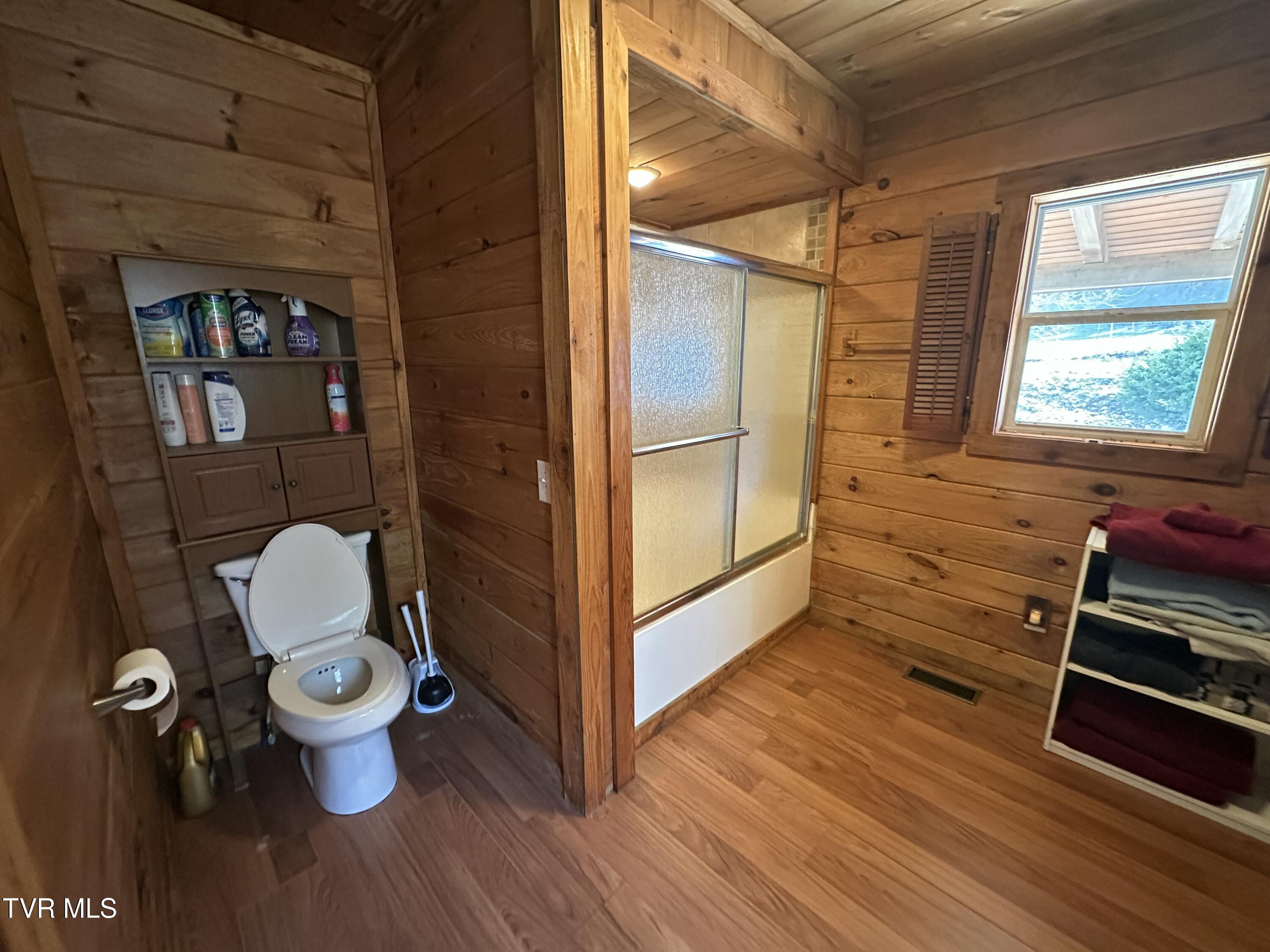 3693 Sane Road Parrottsville, TN 37843 - Photo 26 of 39 3695 bathroom 1 (2)