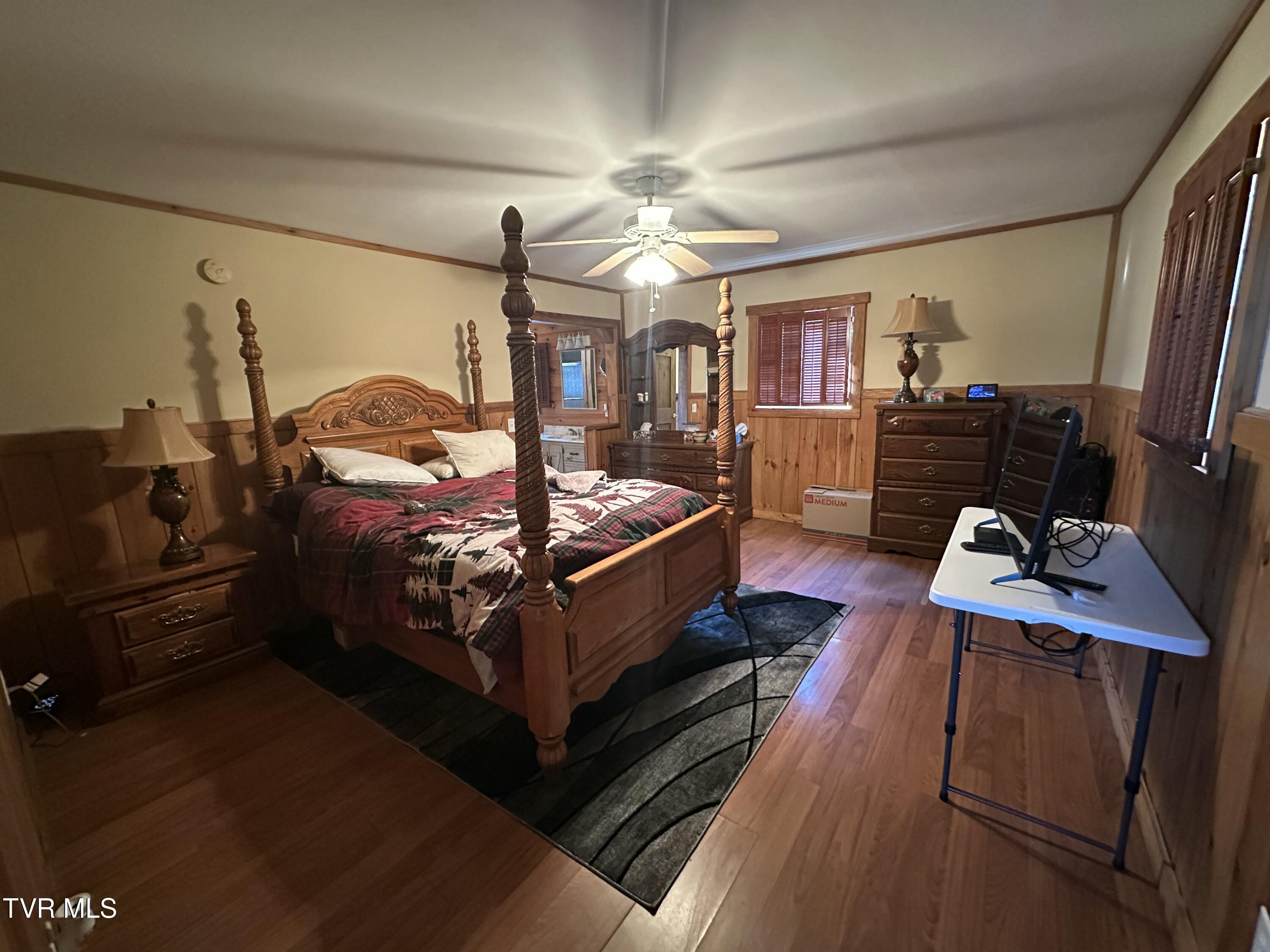 3693 Sane Road Parrottsville, TN 37843 - Photo 29 of 39 3695 Bedroom