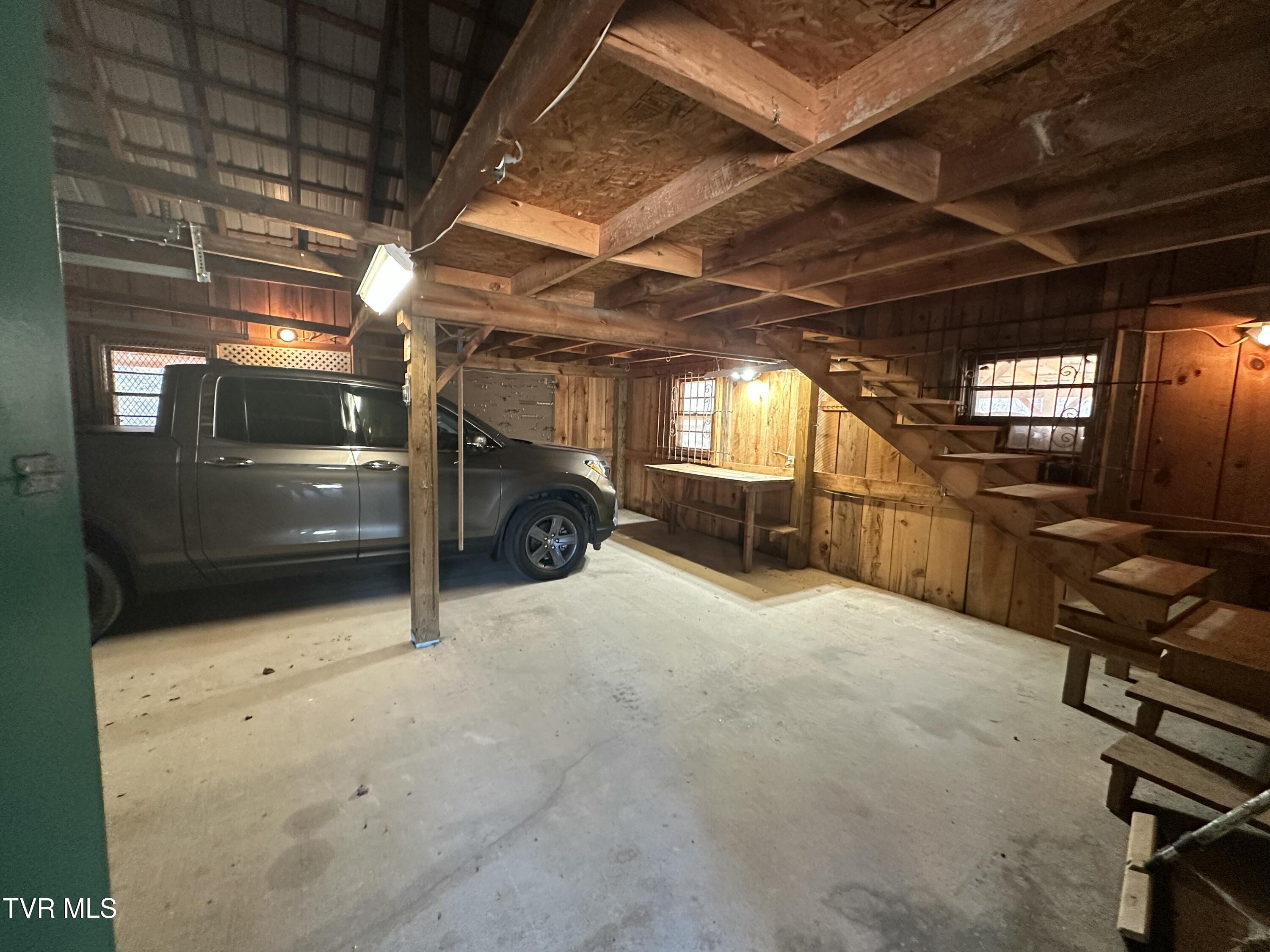 3693 Sane Road Parrottsville, TN 37843 - Photo 36 of 39 3695 garage