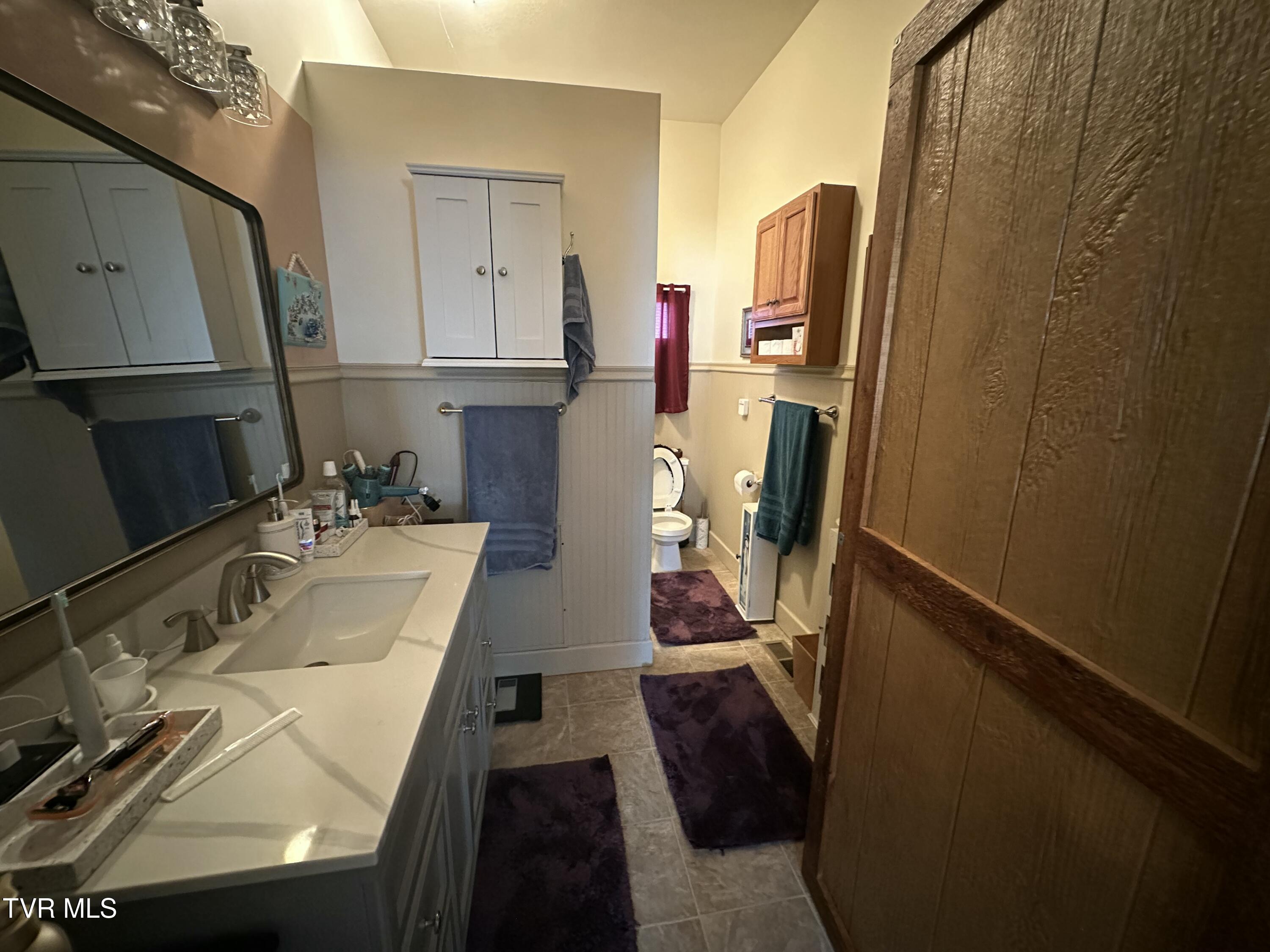 3693 Sane Road Parrottsville, TN 37843 - Photo 8 of 39 3693 Bathroom