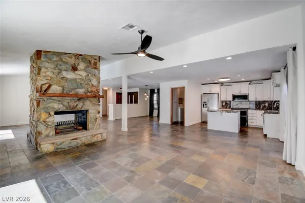 $2,995 | Undisclosed Address, Las Vegas, NV 89169