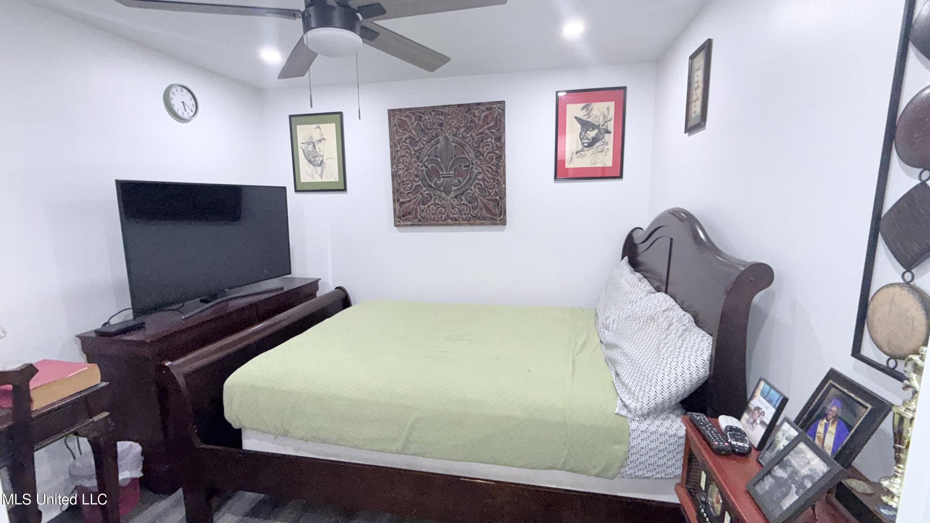 3887 Abby Lane Belden, MS 38826 - Photo 13 of 24 20251210_231950712_iOS