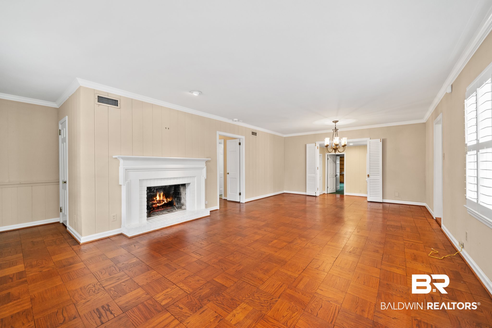 420 Byron Avenue East Mobile, AL 36609 - Photo 3 of 38