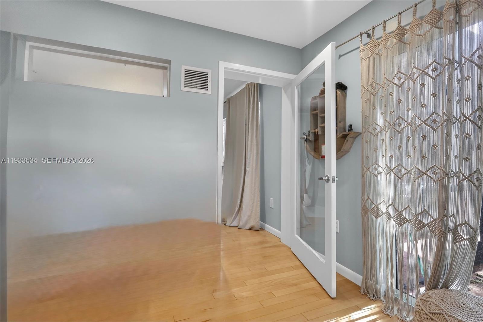 11890 Southwest 72nd Place Pinecrest, FL 33156 - Photo 24 of 39 a view of an empty room