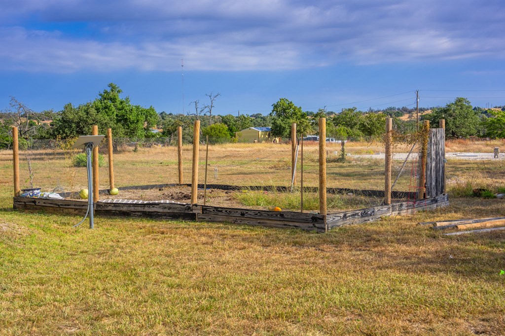 511 Kroll Road Harper, TX 78631 - Photo 23 of 32