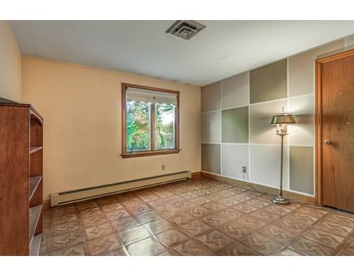 22 Bishops Lane Lynnfield, MA 01940 - Photo 18 of 31 a view of an empty room with a window