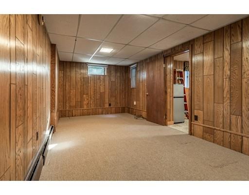 22 Bishops Lane Lynnfield, MA 01940 - Photo 27 of 31 a view of empty room