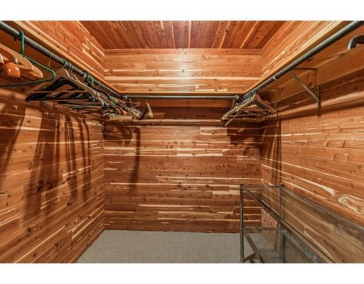 22 Bishops Lane Lynnfield, MA 01940 - Photo 29 of 31 a view of entryway