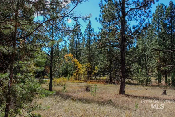 $269,000 | 110 Warner Drive, Cascade, ID 83611