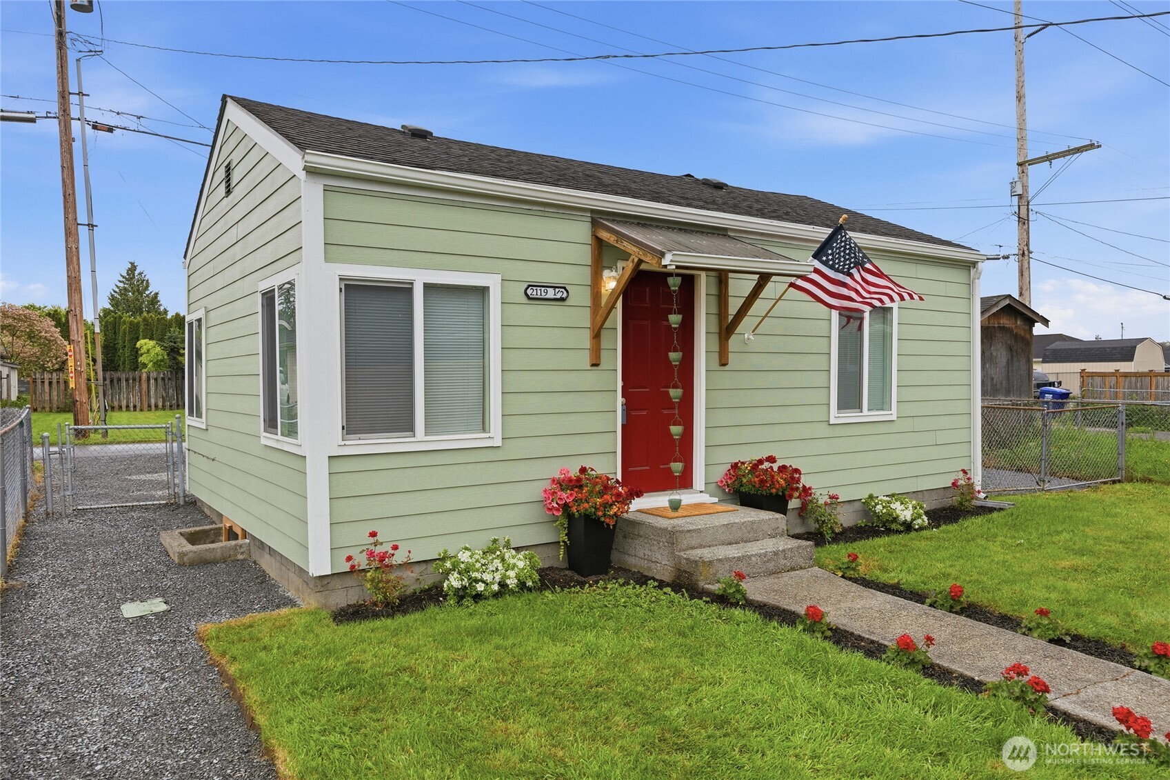 2119 Walnut Street, Unit C Everett, WA 98201 - Photo 2 of 26