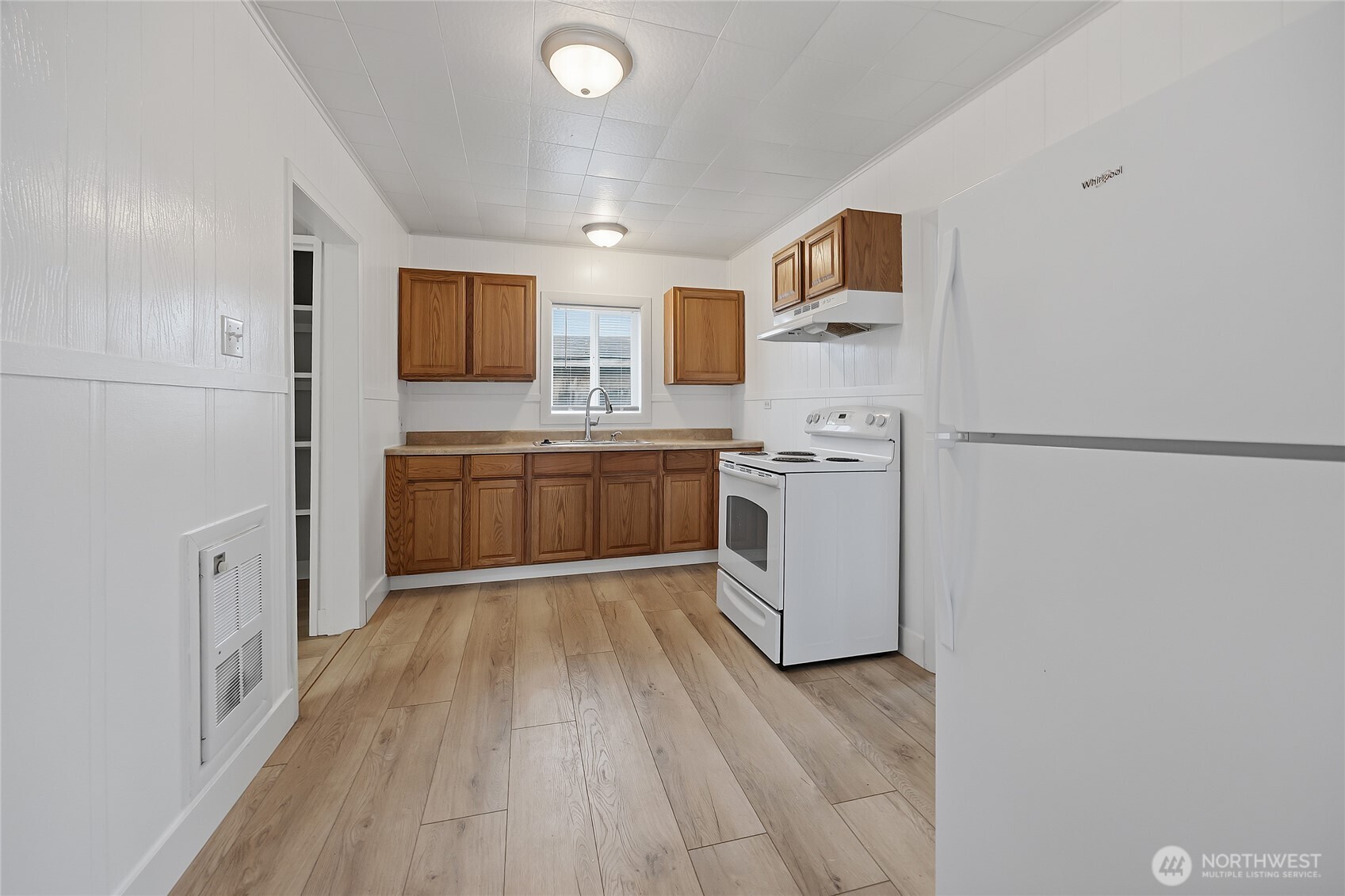 2119 Walnut Street, Unit C Everett, WA 98201 - Photo 9 of 26