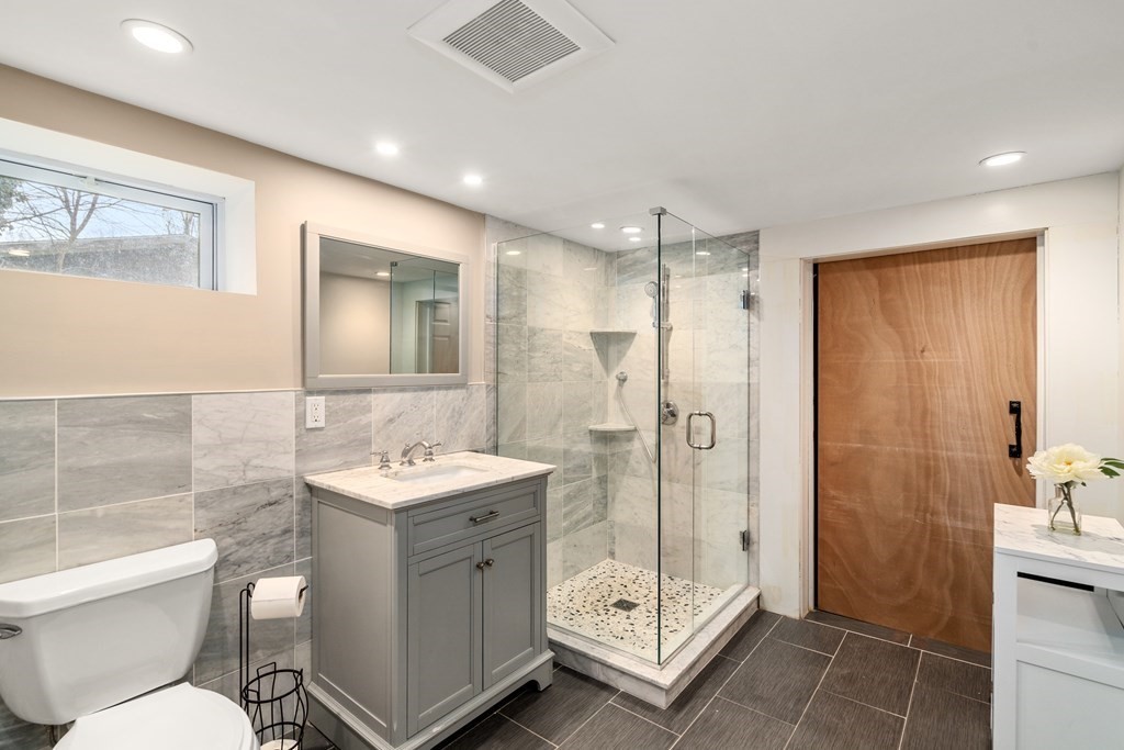 35 Brook Road Sharon, MA 02067 - Photo 20 of 24 Gallery Image 20