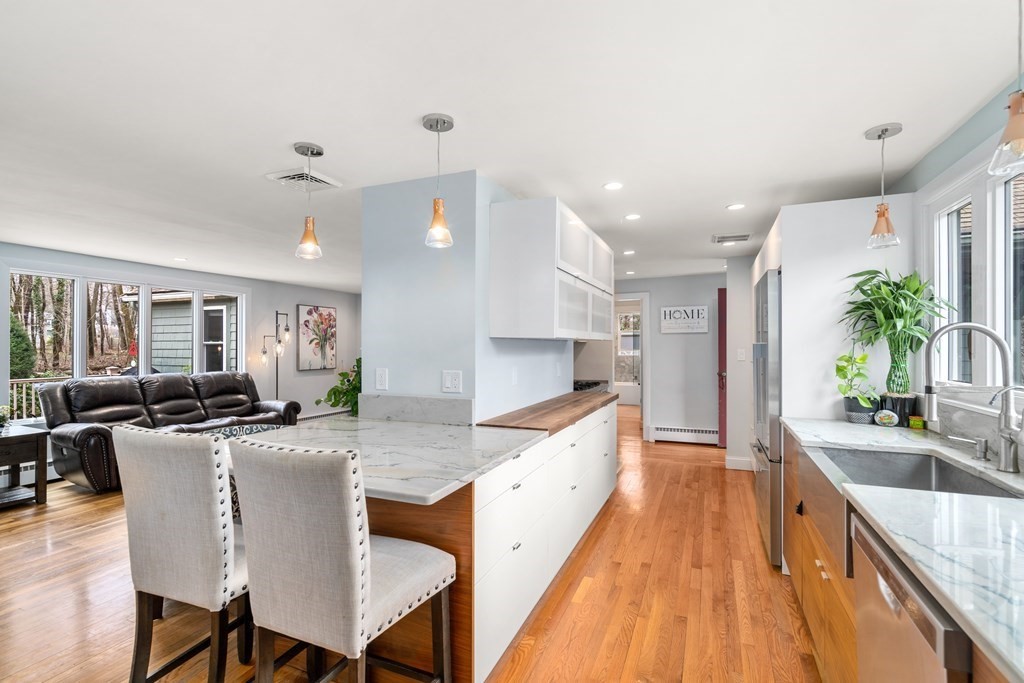 35 Brook Road Sharon, MA 02067 - Photo 6 of 24 Gallery Image 6